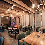 Forest Hotell Pale